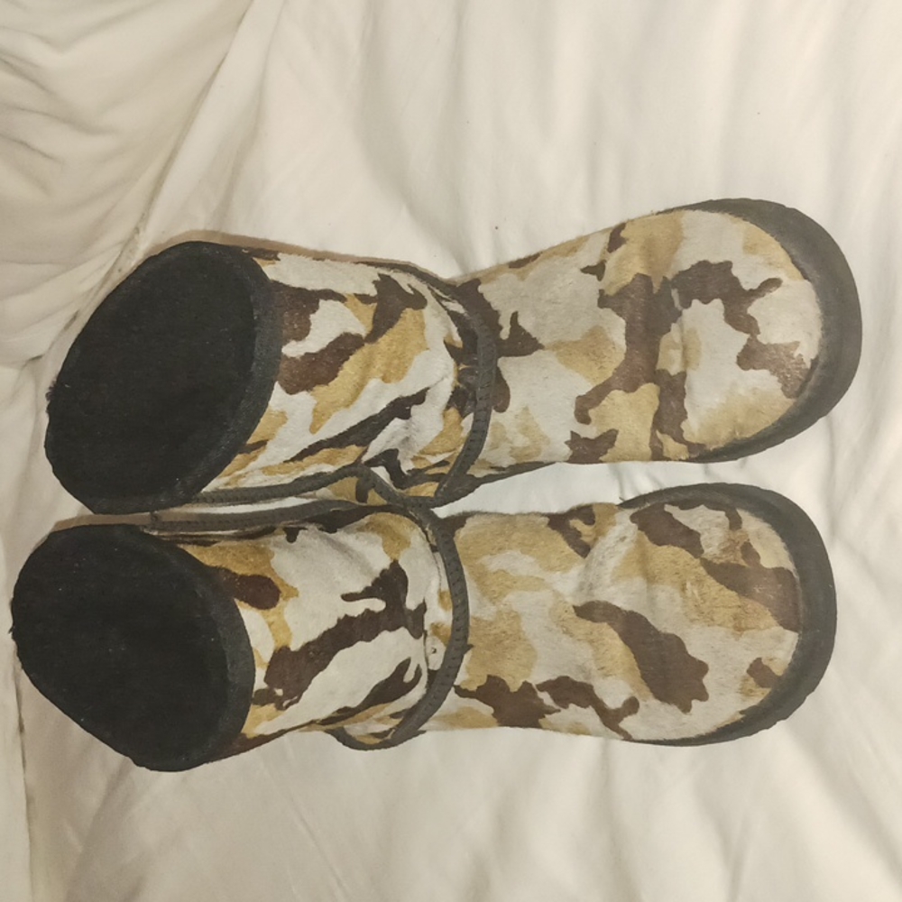 COW FUR CAMO UGGS WITH CUTE METAL BUTTONS ON HEAL DETAIL